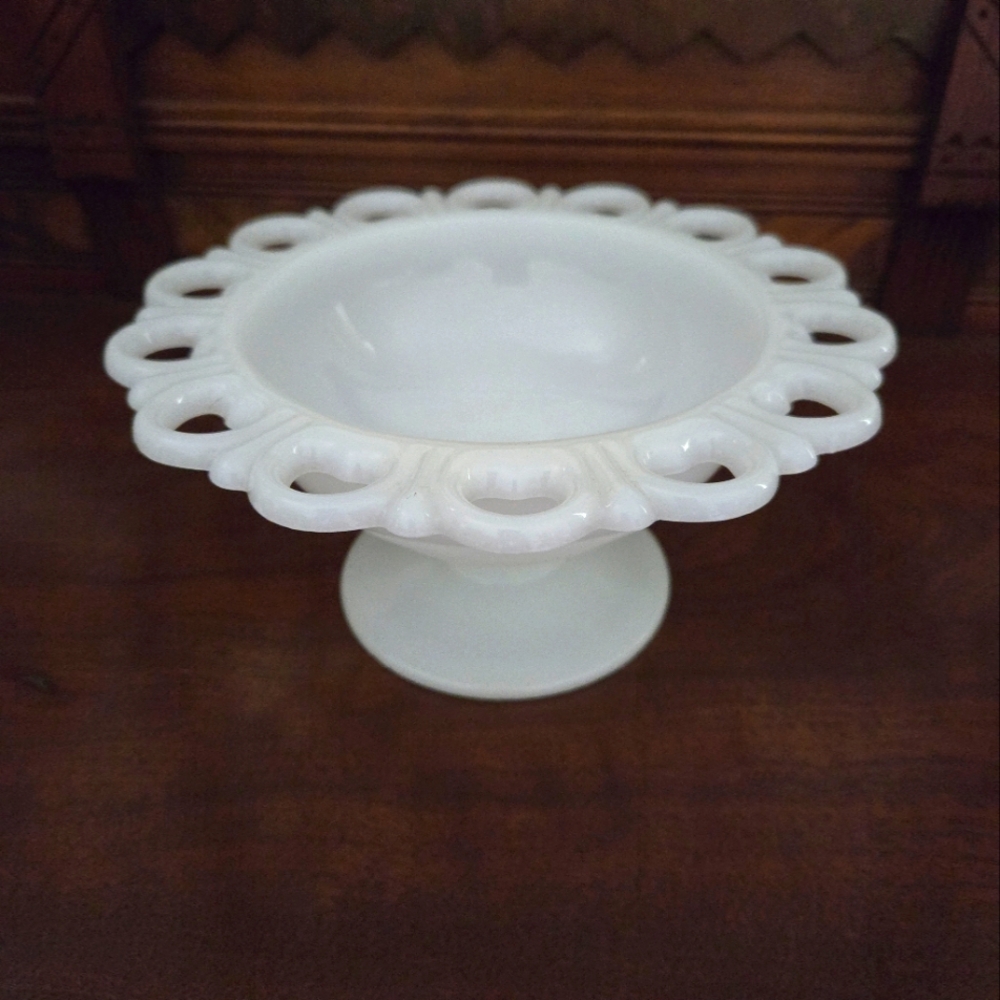 Vintage Milk Glass         Pedestal Compote Dish